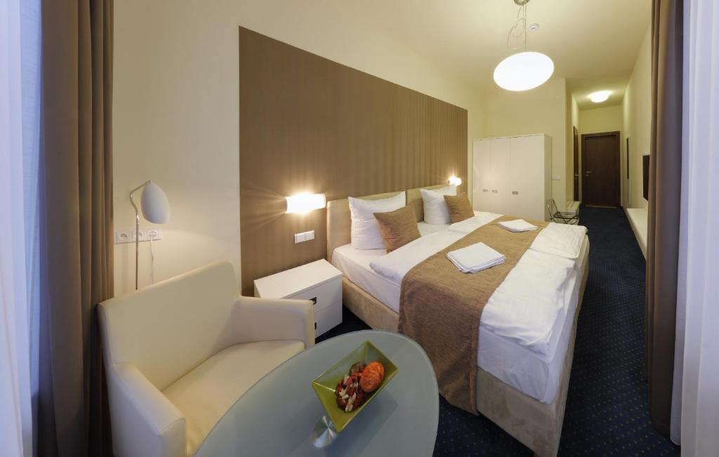 Esmarin Wellness Hotel Mnisek pod Brdy Room photo